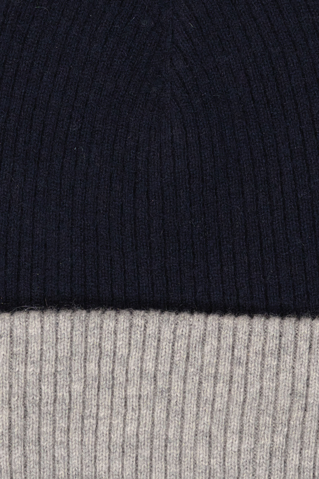 Beanie 995 Multi colour